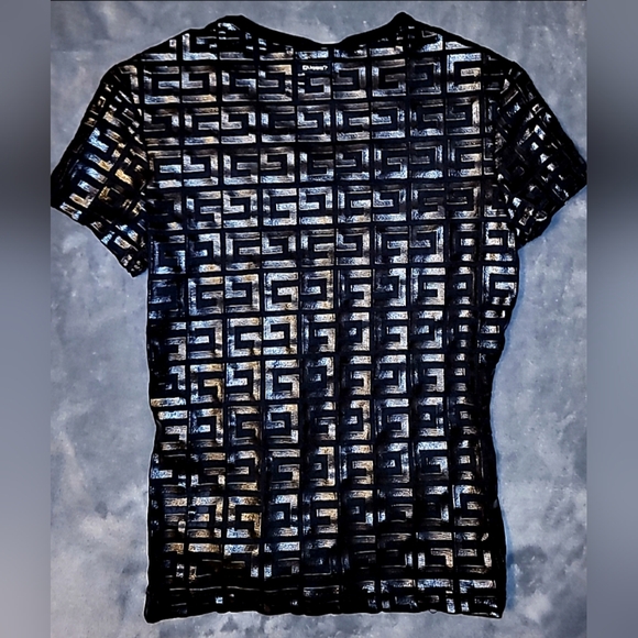 Chico's Black Graphic Short Sleeve Tee - Picture 2 of 10